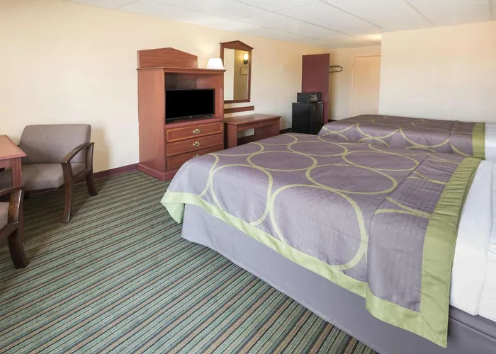 Hotel Super 8 By Wyndham 2*