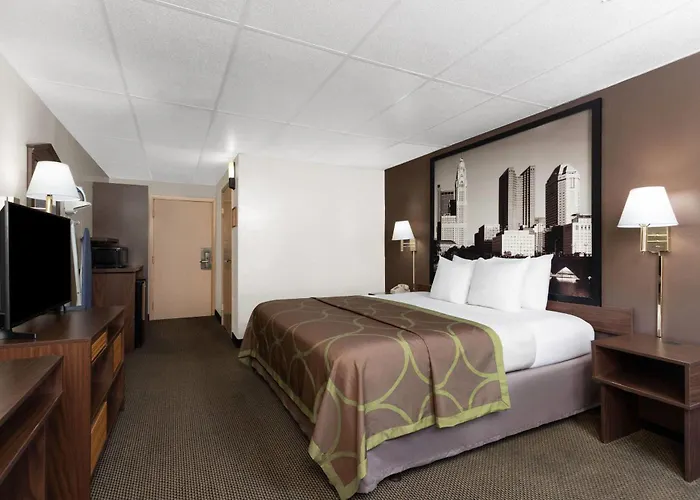Hotel Super 8 By Wyndham 2*